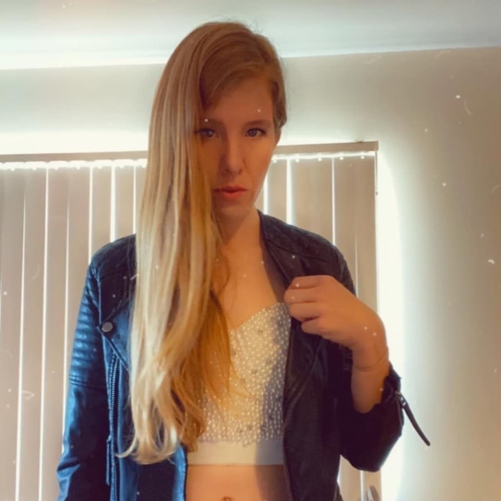 Meet your Posher, Ashley